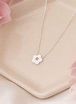 925 Sterling Silver Minimalist Daisy Necklace