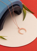 925 Sterling Silver Crescent Moon Necklace