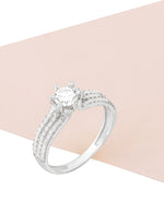 925 Sterling Silver Kenarlari 3 Sira Crystal Pave 6 Tirnakli Tek Taş Ring