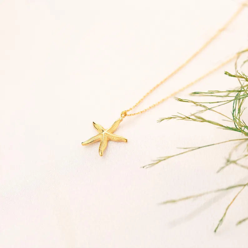 925 Sterling Silver Deni̇z Stari Necklace