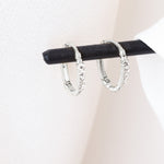 925 Sterling Silver Dört Taş Top Kabartmali Hoop Earrings 18 Mm