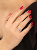 925 Sterling Silver Sıralı Üçgen Şeklinde Yılan Ring
