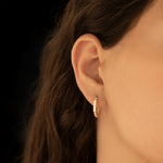 925 Sterling Silver Dört Taş Top Kabartmali Hoop Earrings 18 Mm