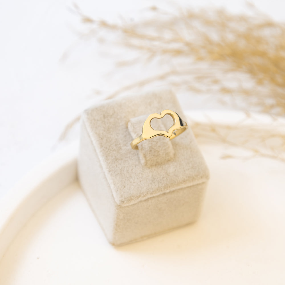 925 Sterling Silver Hand Hear Ring