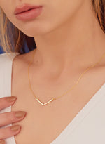 925 Sterling Silver Thin Chevron Necklace