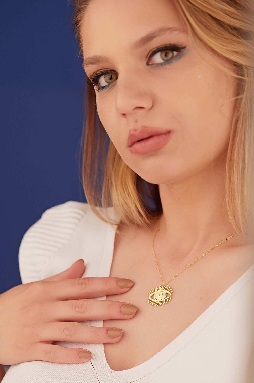 925 Sterling Silver Eye Necklace