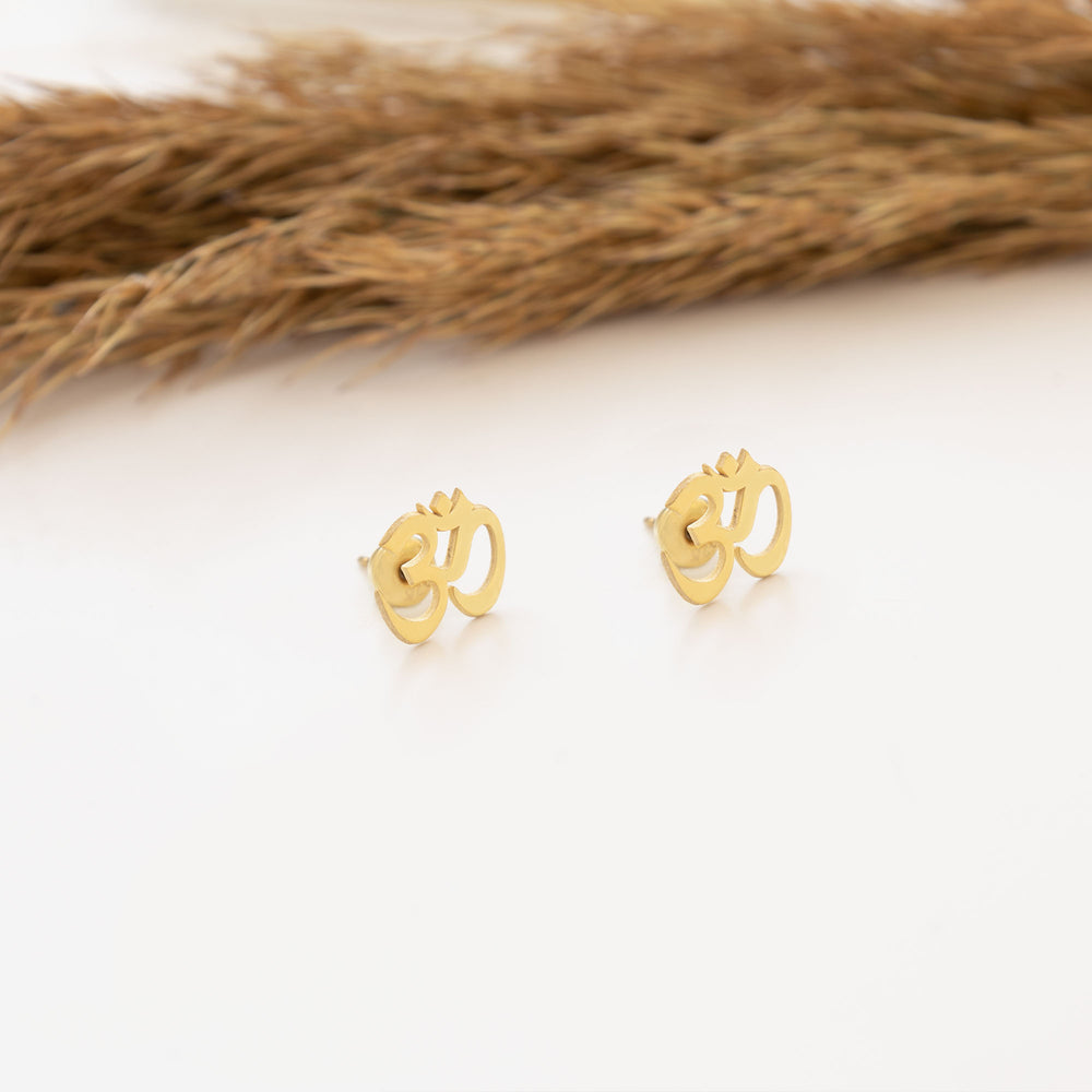925 Sterling Silver Om Studs 425
