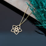 925 Sterling Silver Venus Flower Necklace